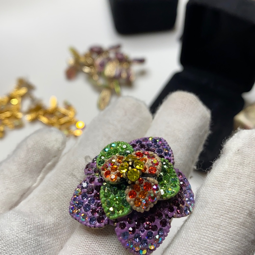 Kirk's Folly VTG Flower ring